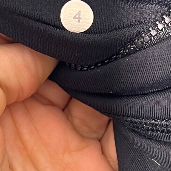 RARE Lululemon Run Reflective Crop Ruched Zipper Ankle Black 4 - Picture 13 of 16